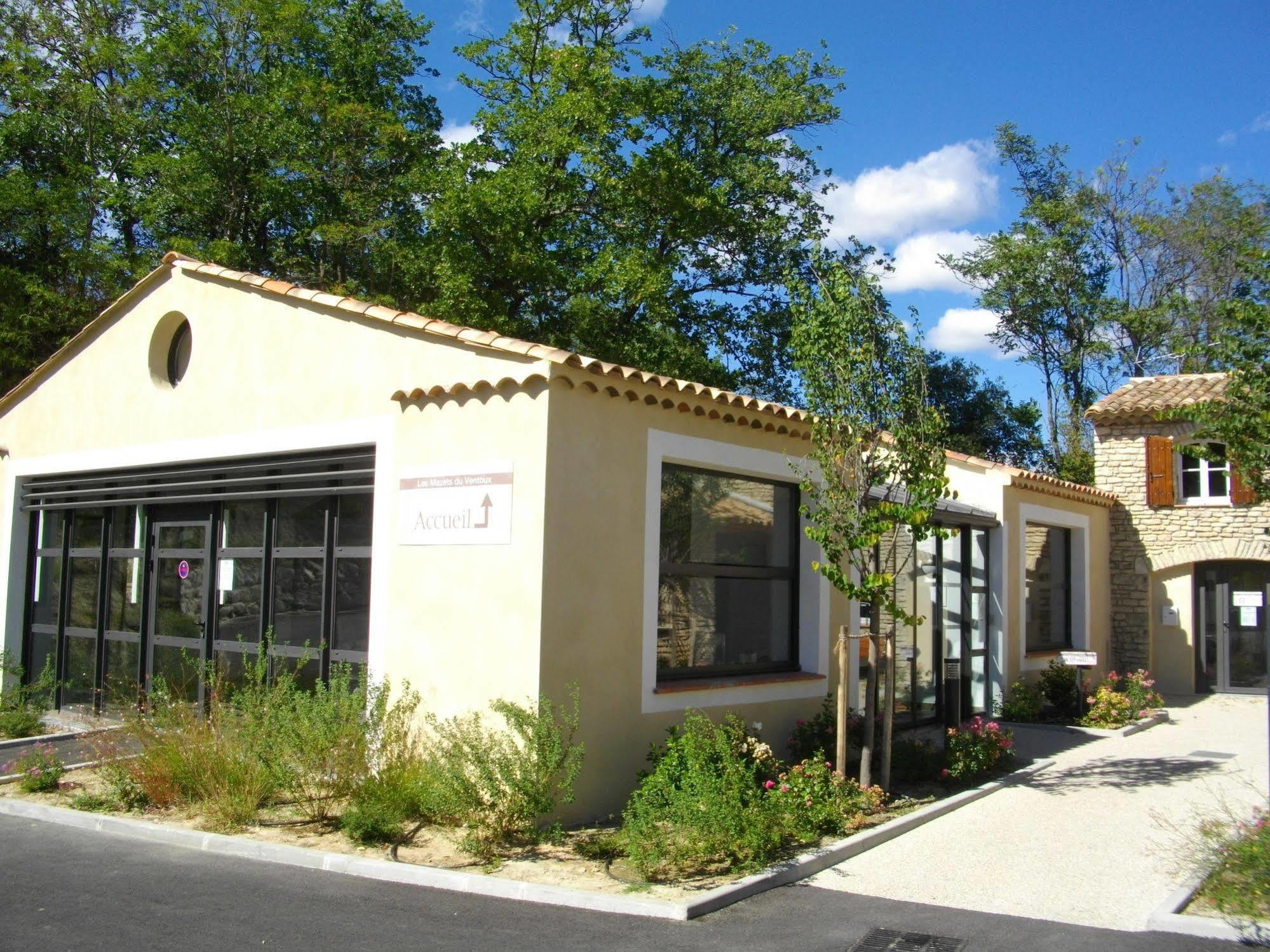 Garden & City Mont-Ventoux Malaucene Aparthotel Exterior photo